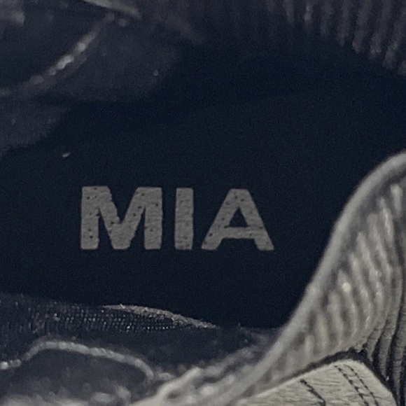 MIA Black Chunky Heel Jody Bootie in Black Women’s size 9 - Picture 7 of 14